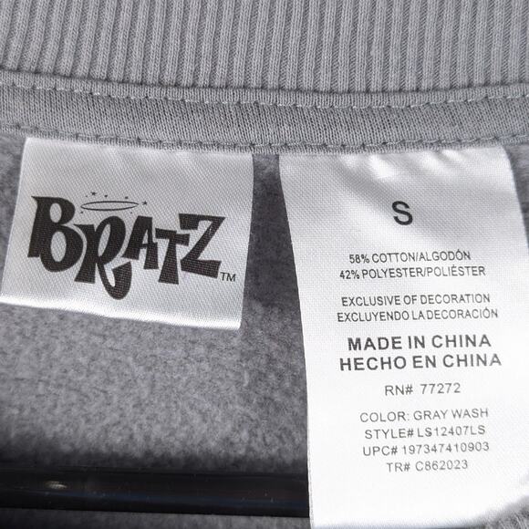 Bratz Class of 2001 Gray Wash Sweatshirt Women's Small Y2K Graphic Crewneck - Picture 3 of 4